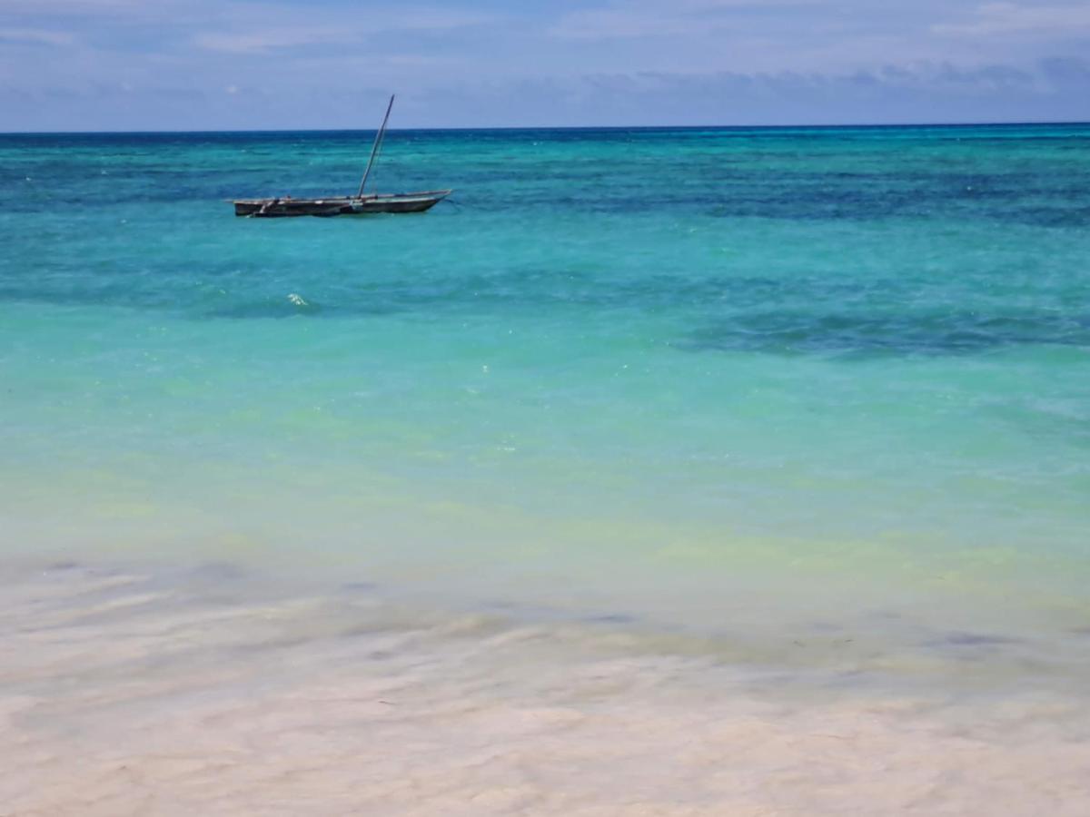 Beachfront Villa Ladha Ya Zanzibar Jambiani  Exterior photo