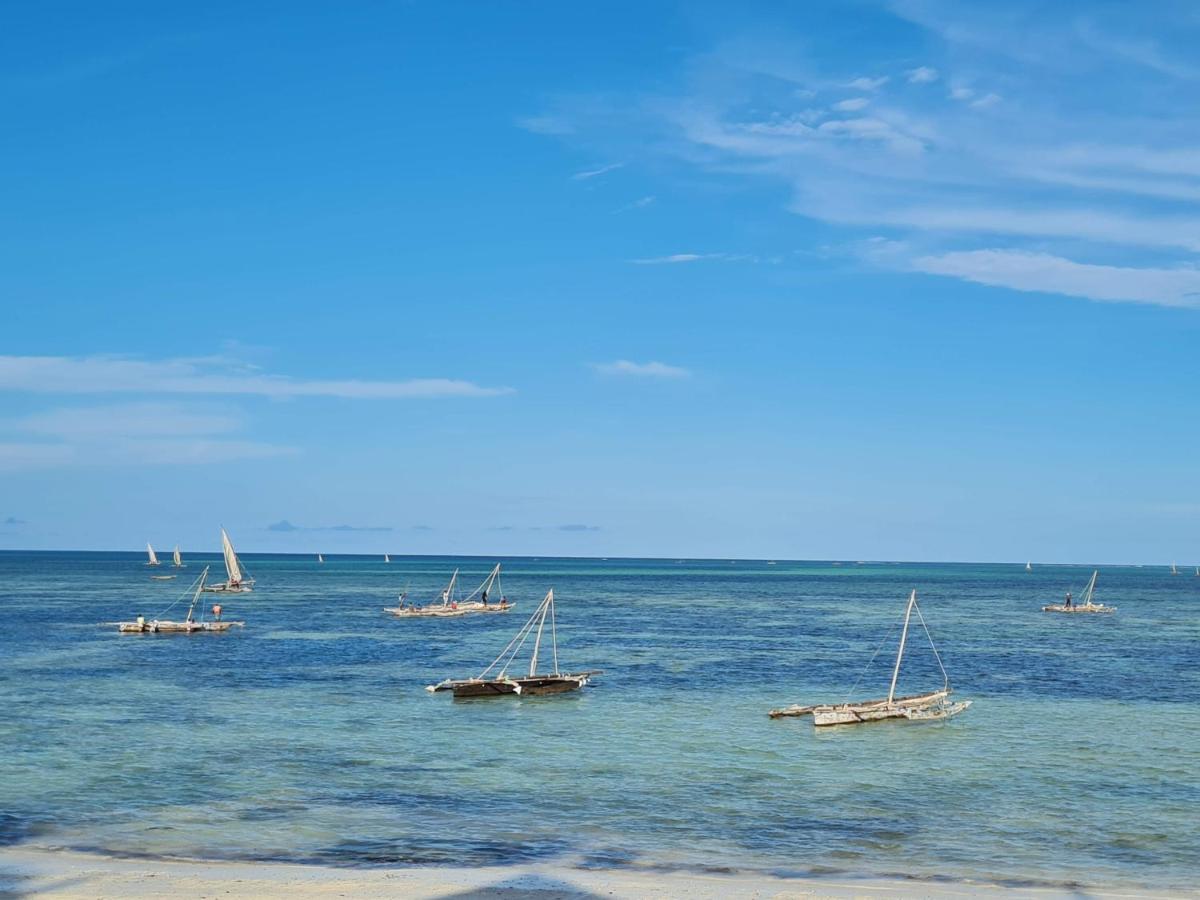 Beachfront Villa Ladha Ya Zanzibar Jambiani  Exterior photo