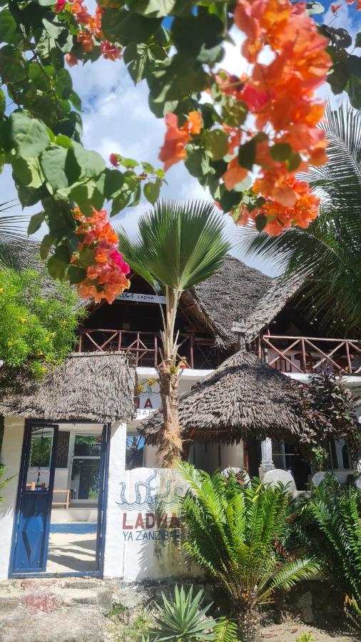 Beachfront Villa Ladha Ya Zanzibar Jambiani  Exterior photo
